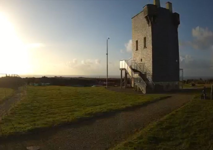 tn OLD Head Streaming Video